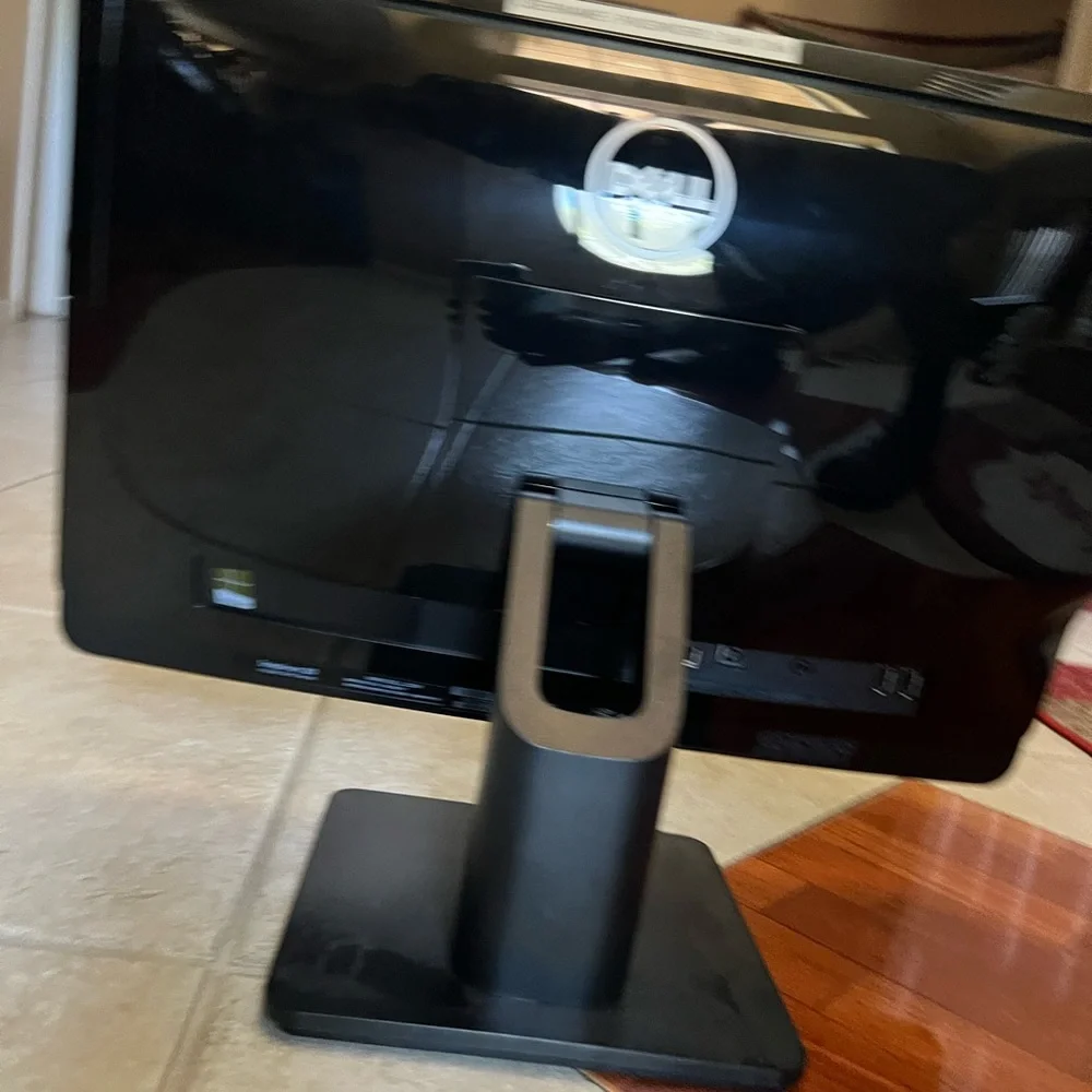 Dell Inspiron 20 Model 3045 All-in-one Computer_amd A4-5000 Apu 1.50